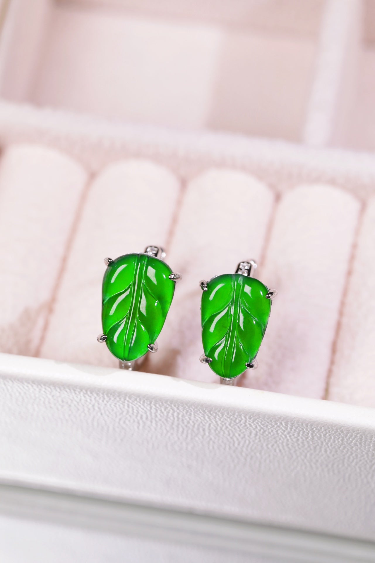 Green Leaf Clasp Stud Earrings