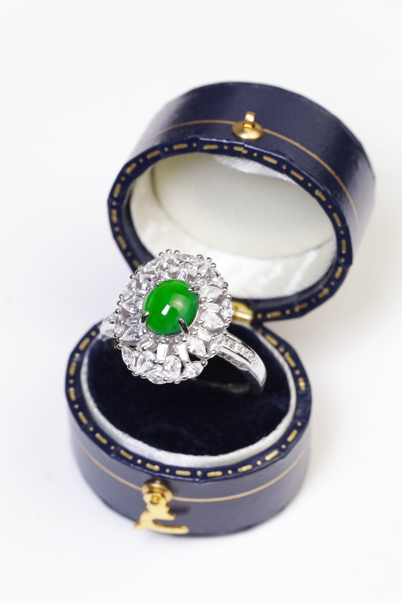 Diamond-Set Oval Halo Ring
