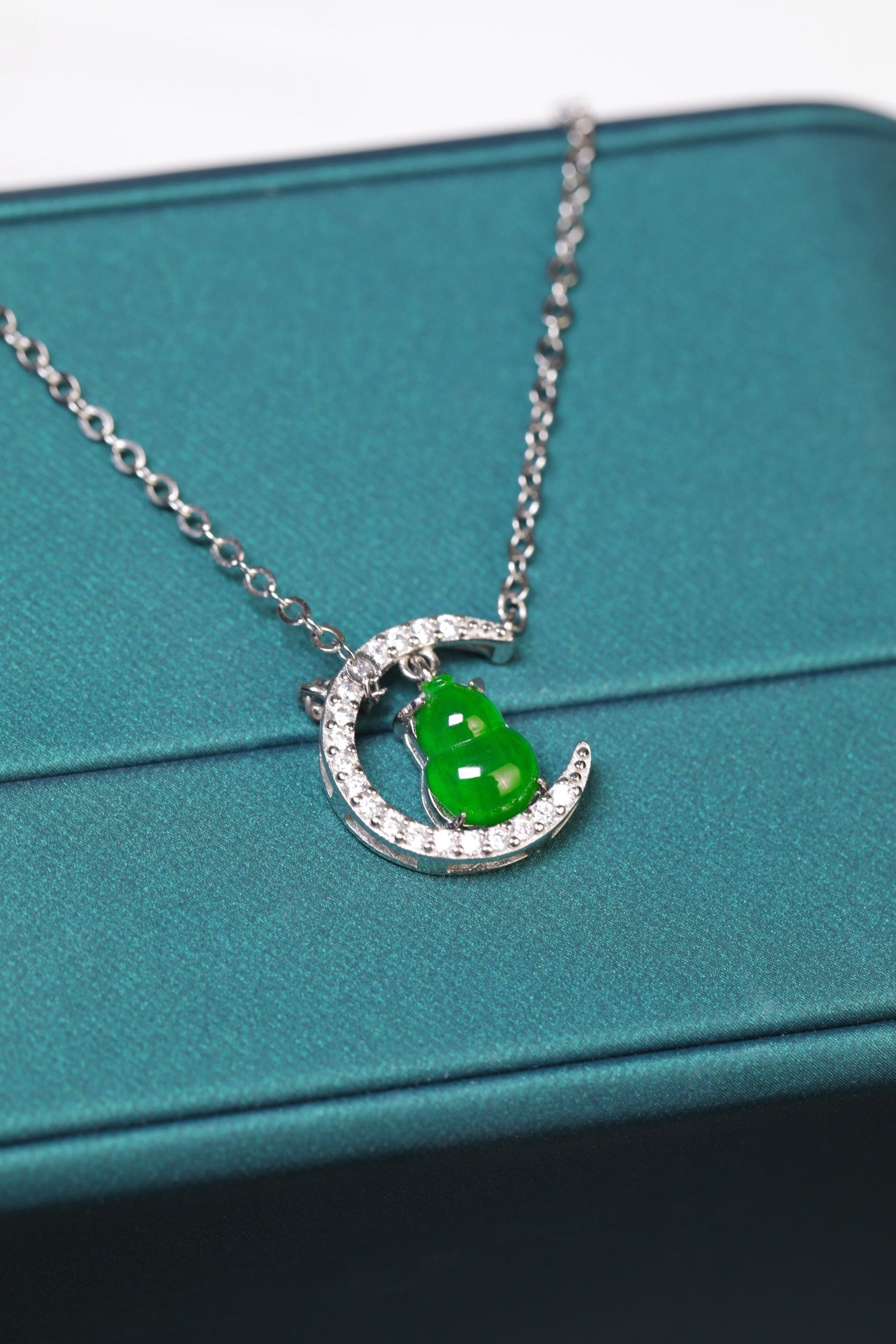 Diamond-Set Moon Gourd Pendant Necklace