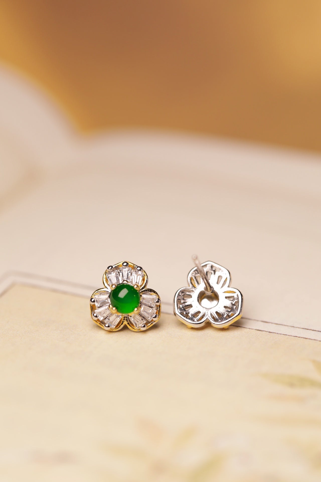 Three-Petal Flower Jade Stud Earrings | Jekira