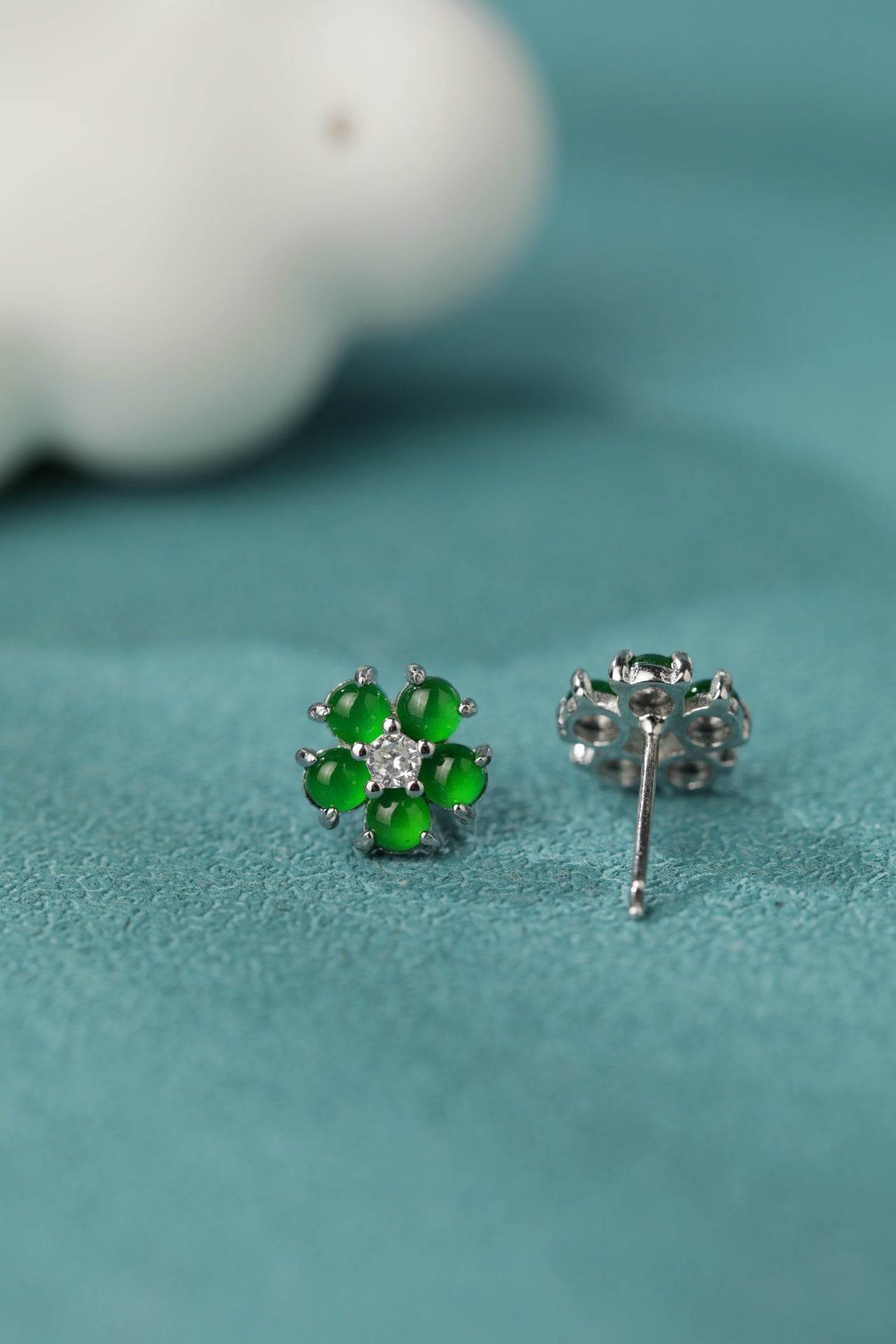 Flower-Shaped Jade & Zircon Earrings | Jekira