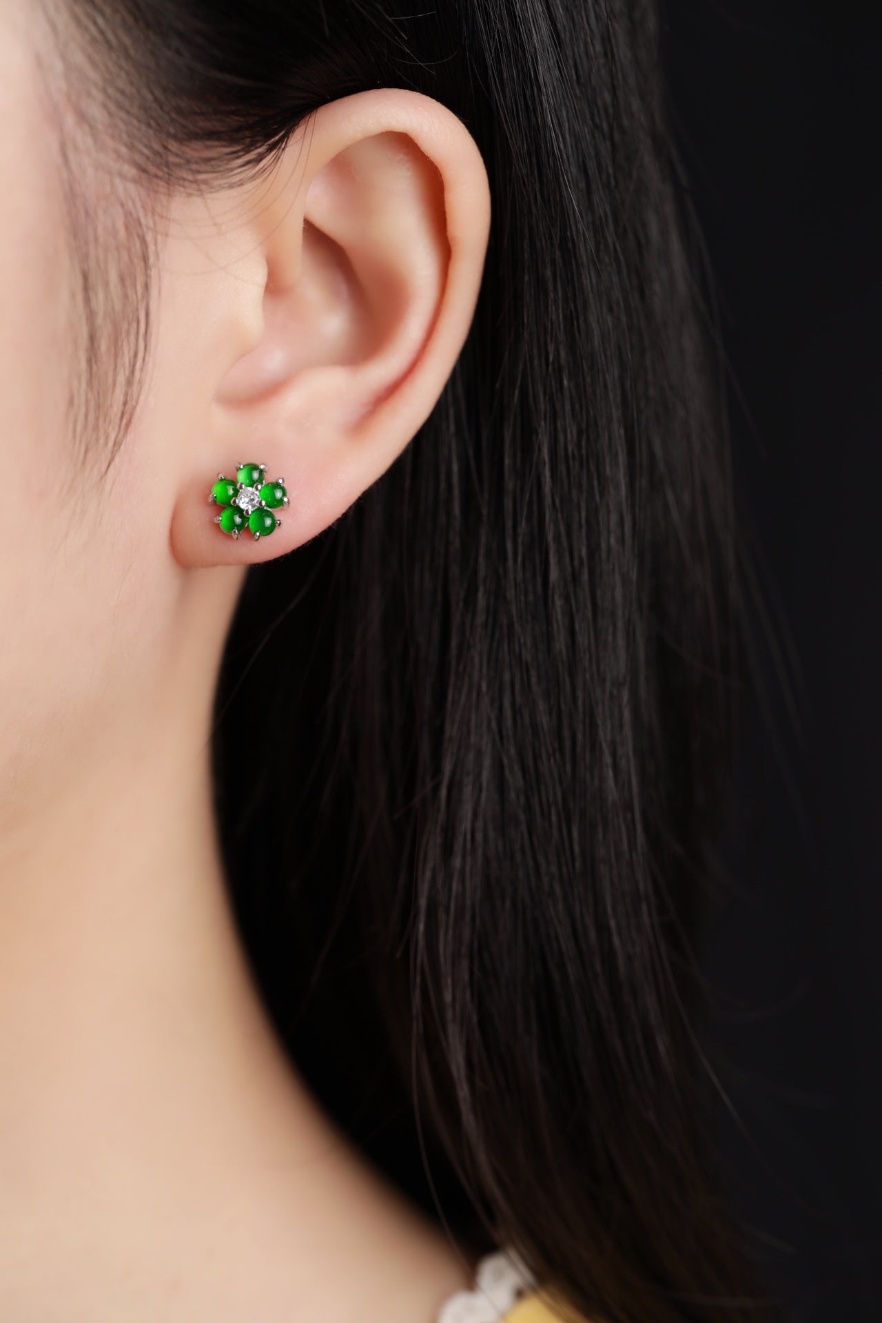 Flower-Shaped Jade & Zircon Earrings | Jekira