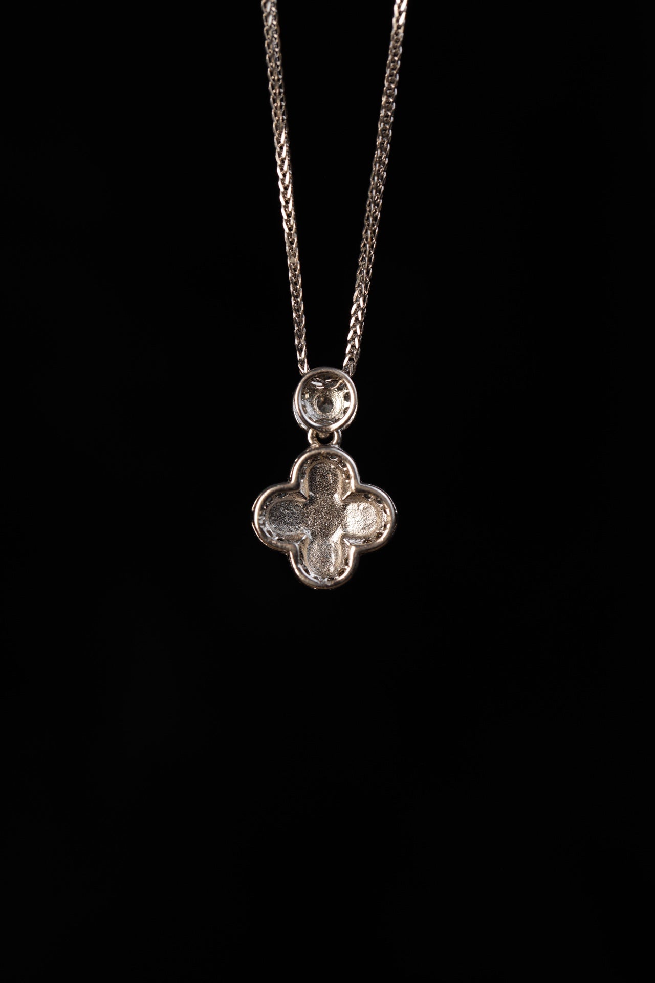 Lucky Clover Jade Necklace in Silver | Jekira