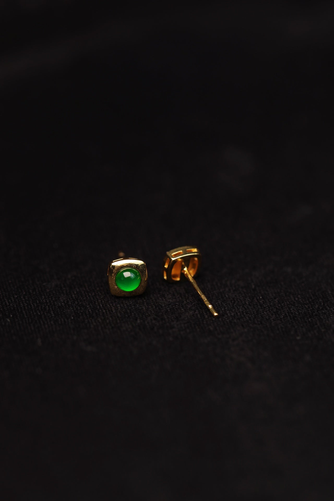 Minimalist Square Jade Stud Earrings in Gold | Jekira