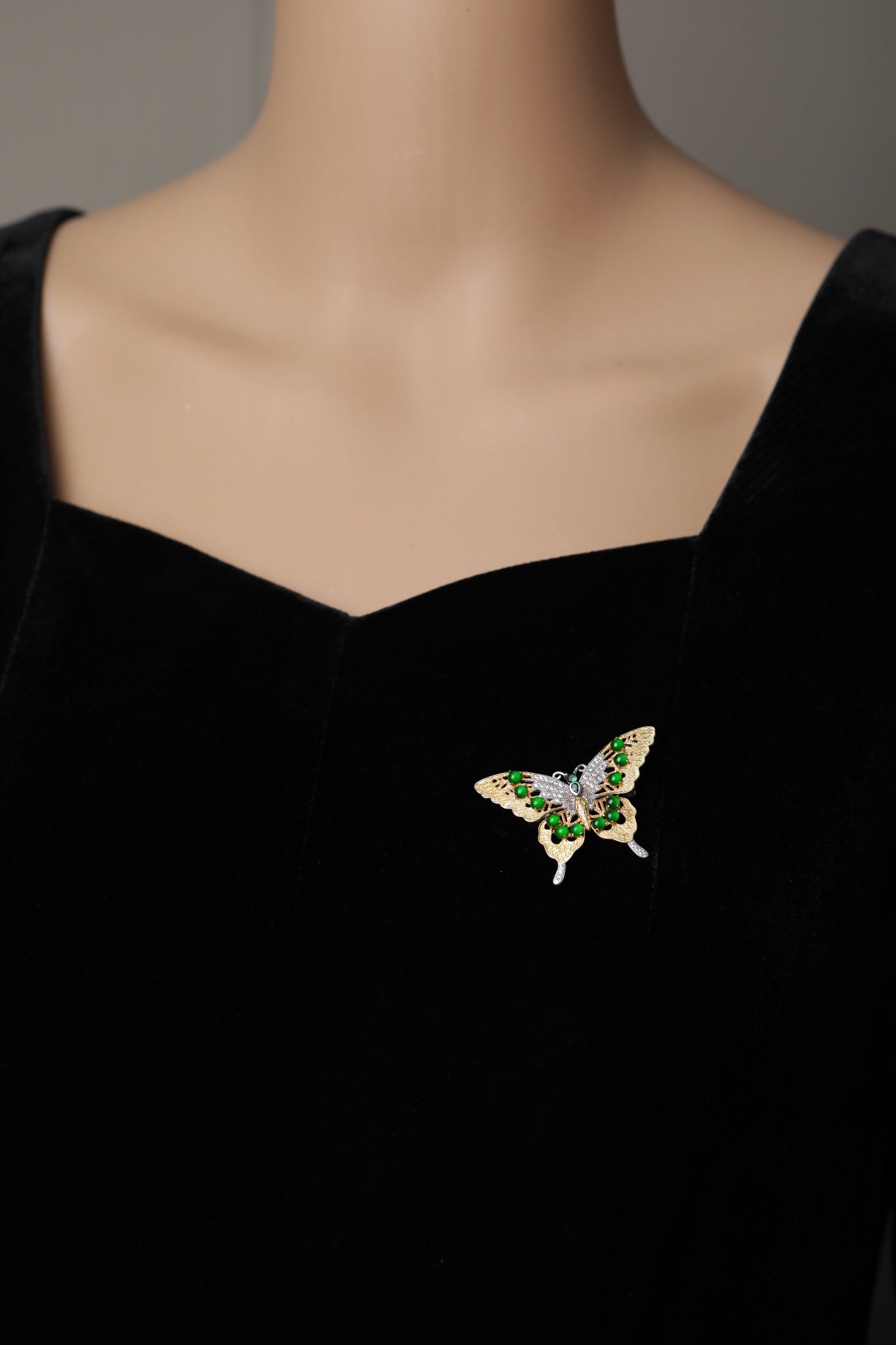 Silver/gold Butterfly Jade Brooch | Jekira