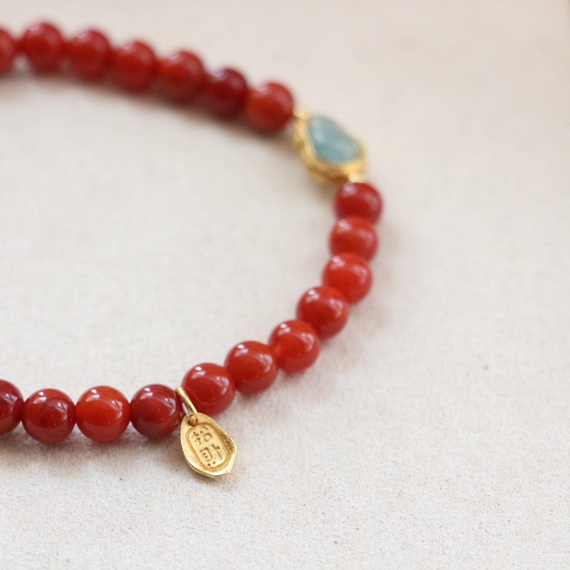 JEKIRA 6mm Nanhong & Jadeite Gourd Bracelet
