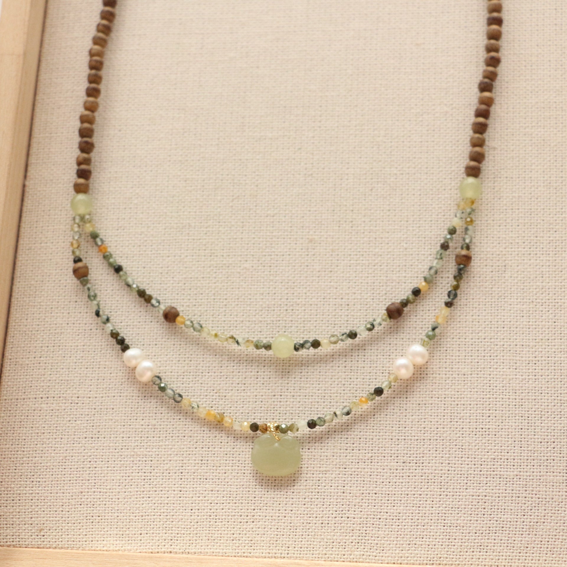 JEKIRA Sandalwood & Hetian Jade Jewelry Set