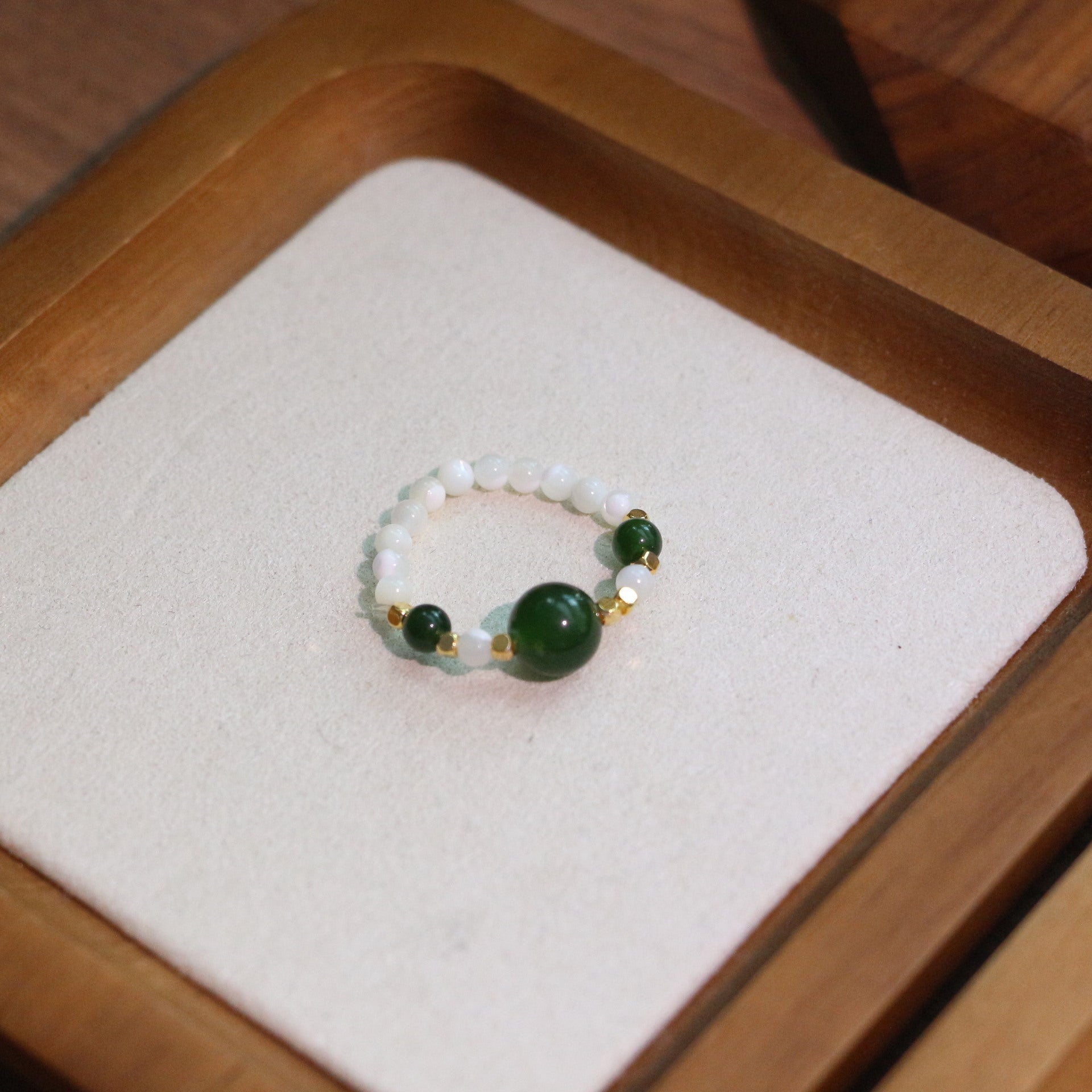 Jekira Celadon & Pearl Jewelry Set