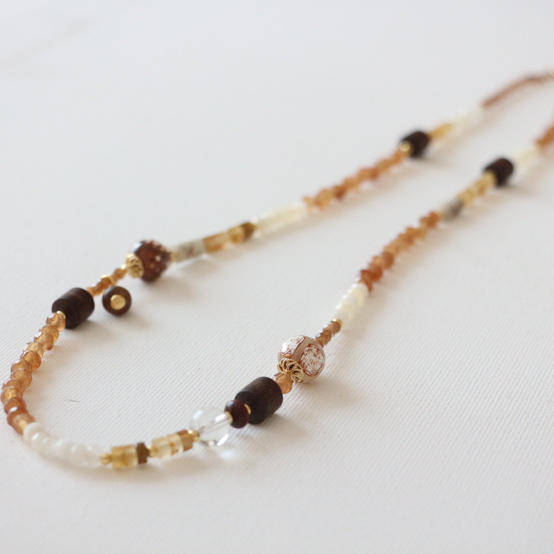 Jekira Sandalwood & Agate Jewelry Set