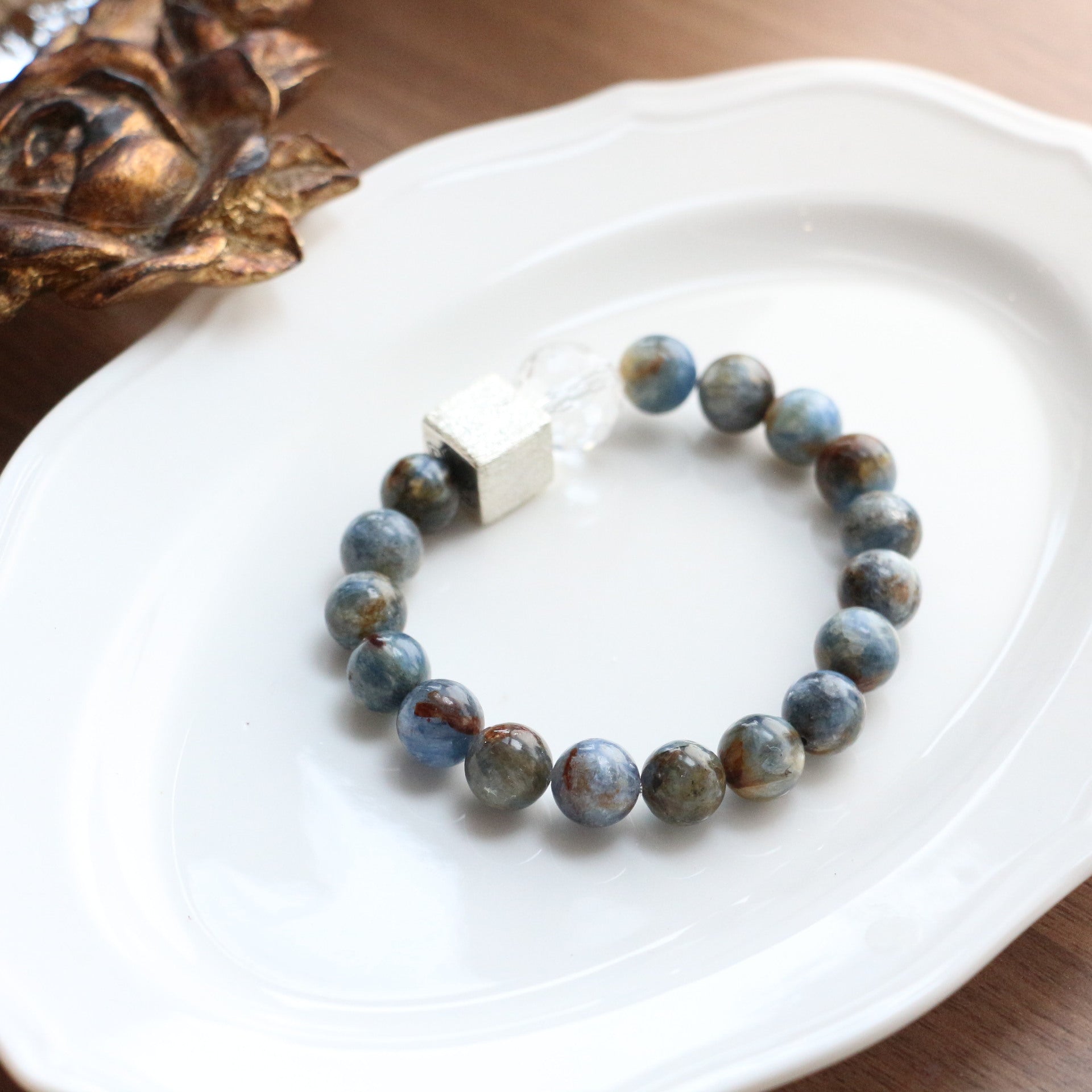JEKIRA Oil Paint Kyanite & Sterling Silver Cube Bracelet – 16cm