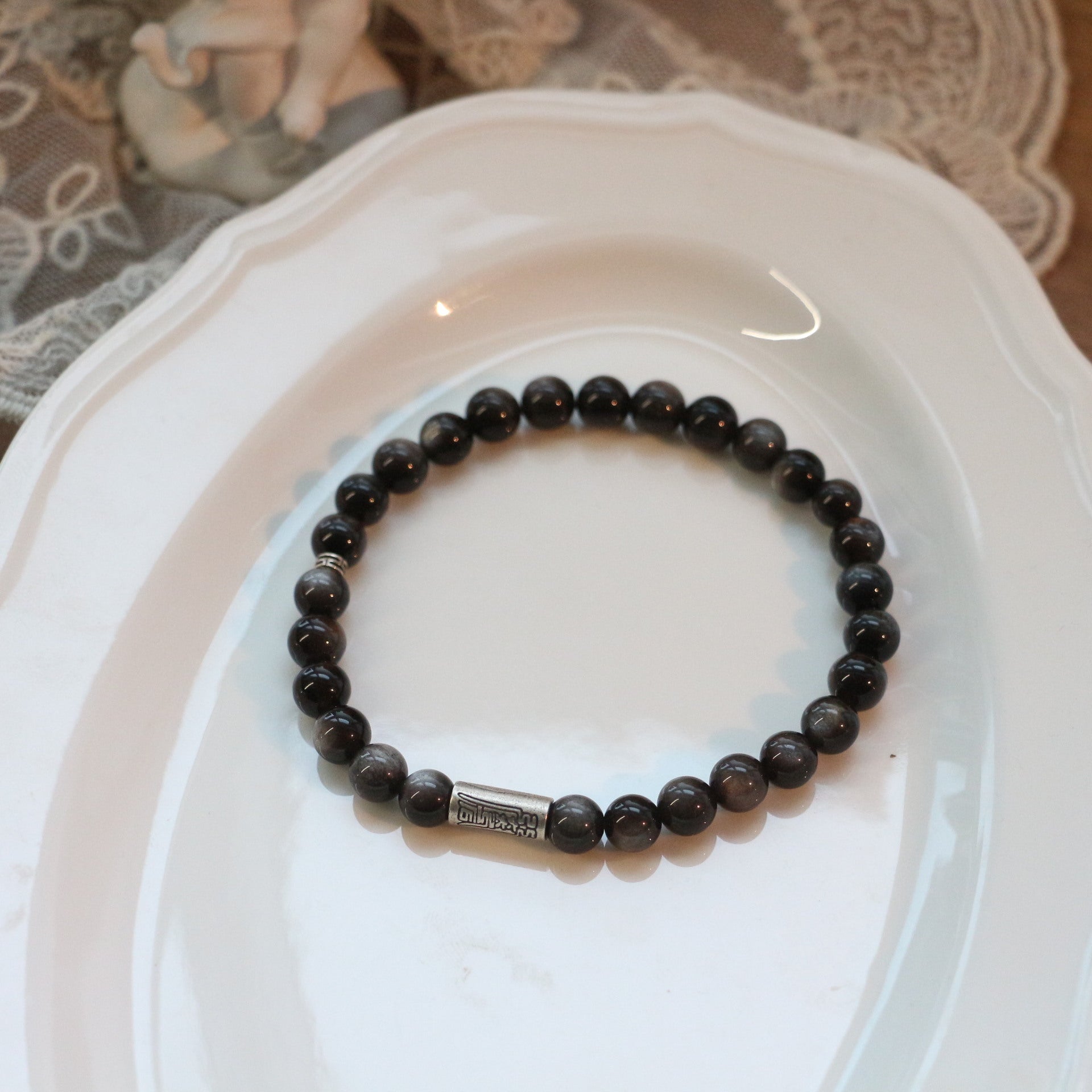JEKIRA Minimalist Obsidian & Cat Charm Bracelet Set