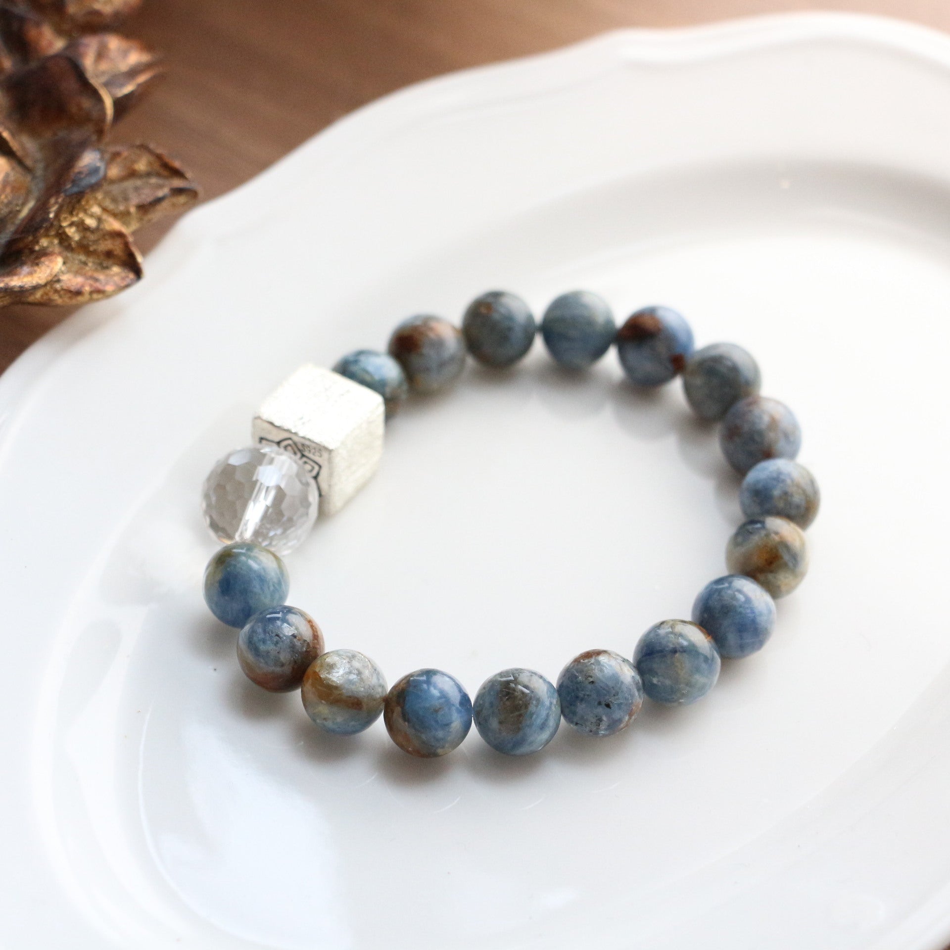 JEKIRA Oil Paint Kyanite & Sterling Silver Cube Bracelet – 16cm