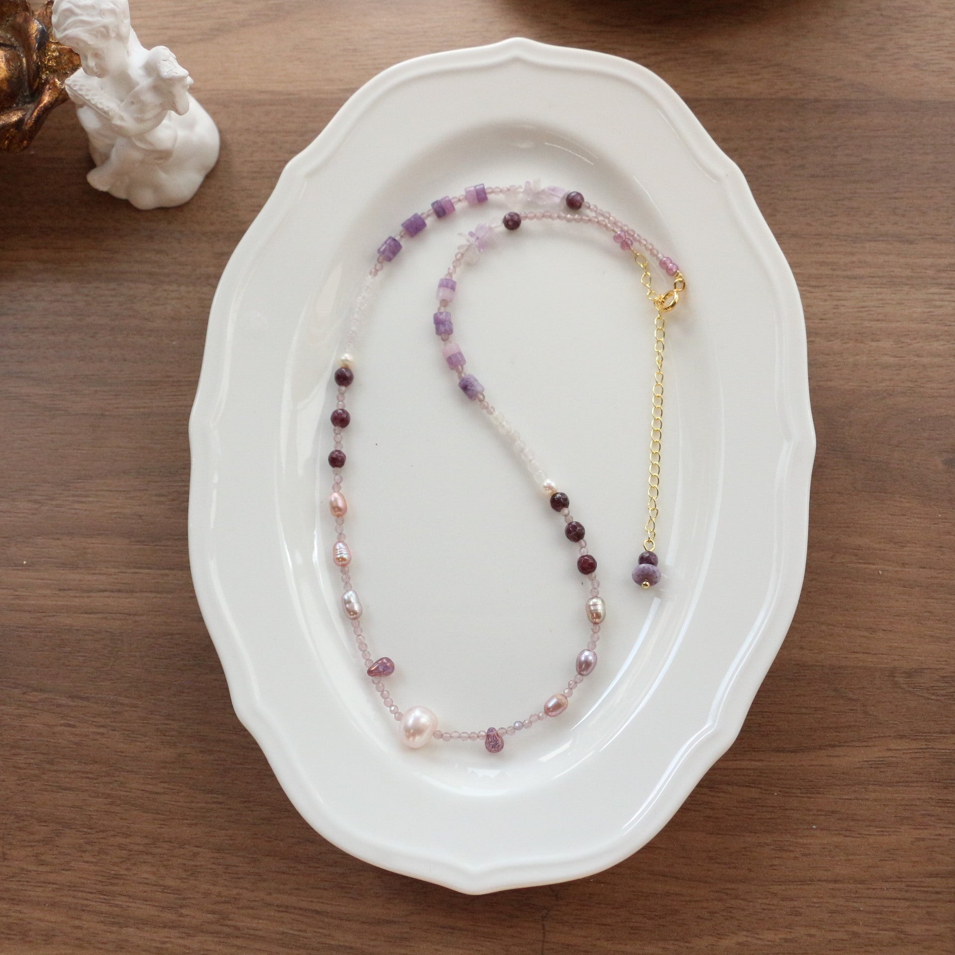JEKIRA Lavender Freshwater Pearl & Amethyst Cat's Eye Choker