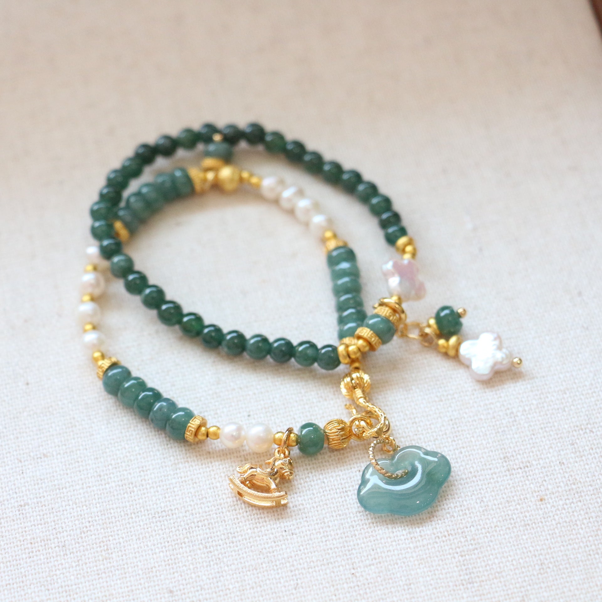 Jekira Clover Jade & Baroque Pearl Bracelet
