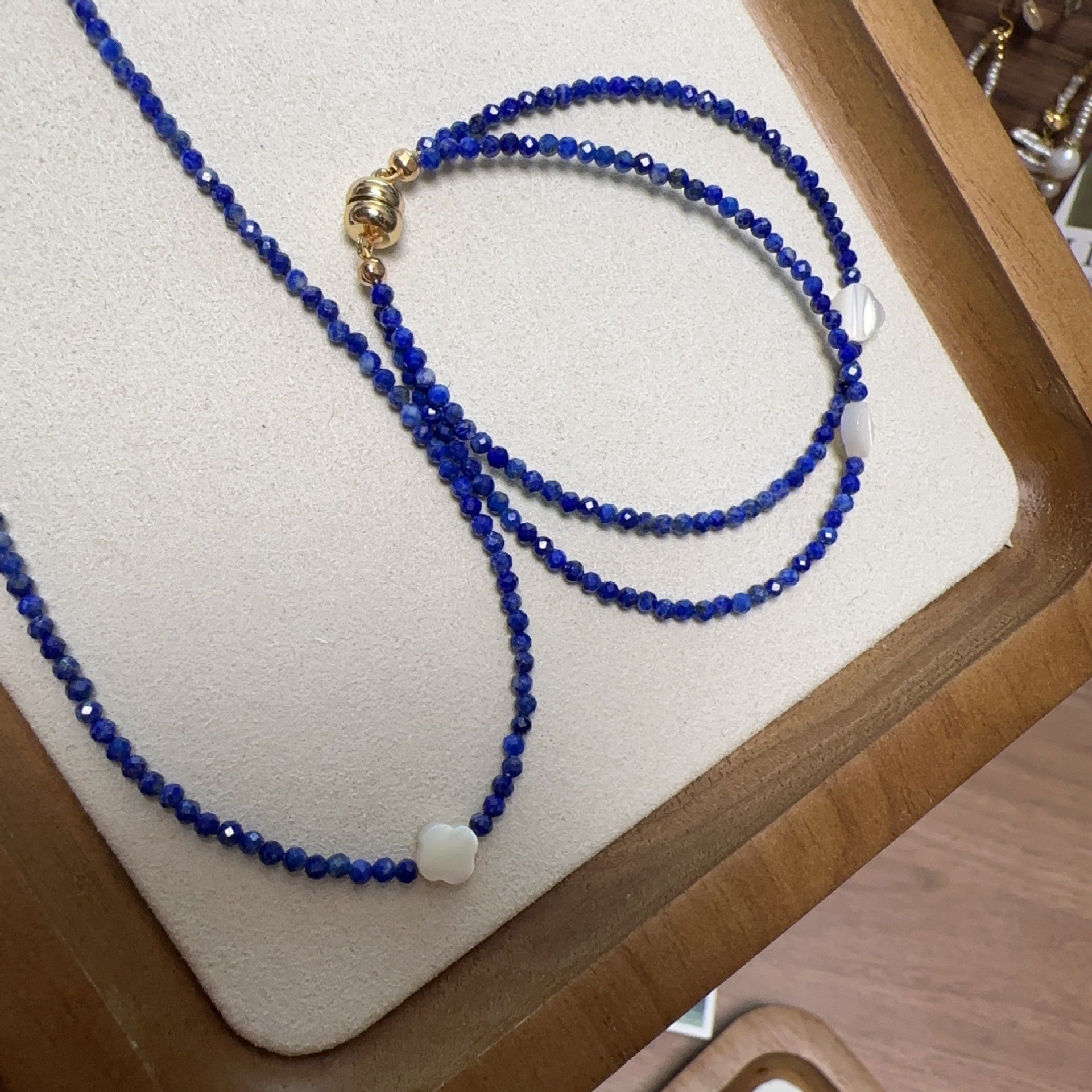 Jekira Lapis Lazuli & Clover Shell Jewelry Set