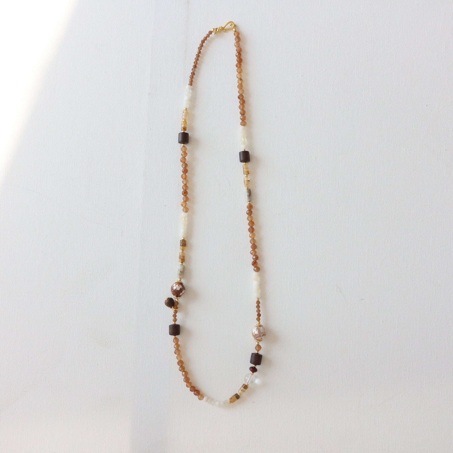 Jekira Sandalwood & Agate Jewelry Set