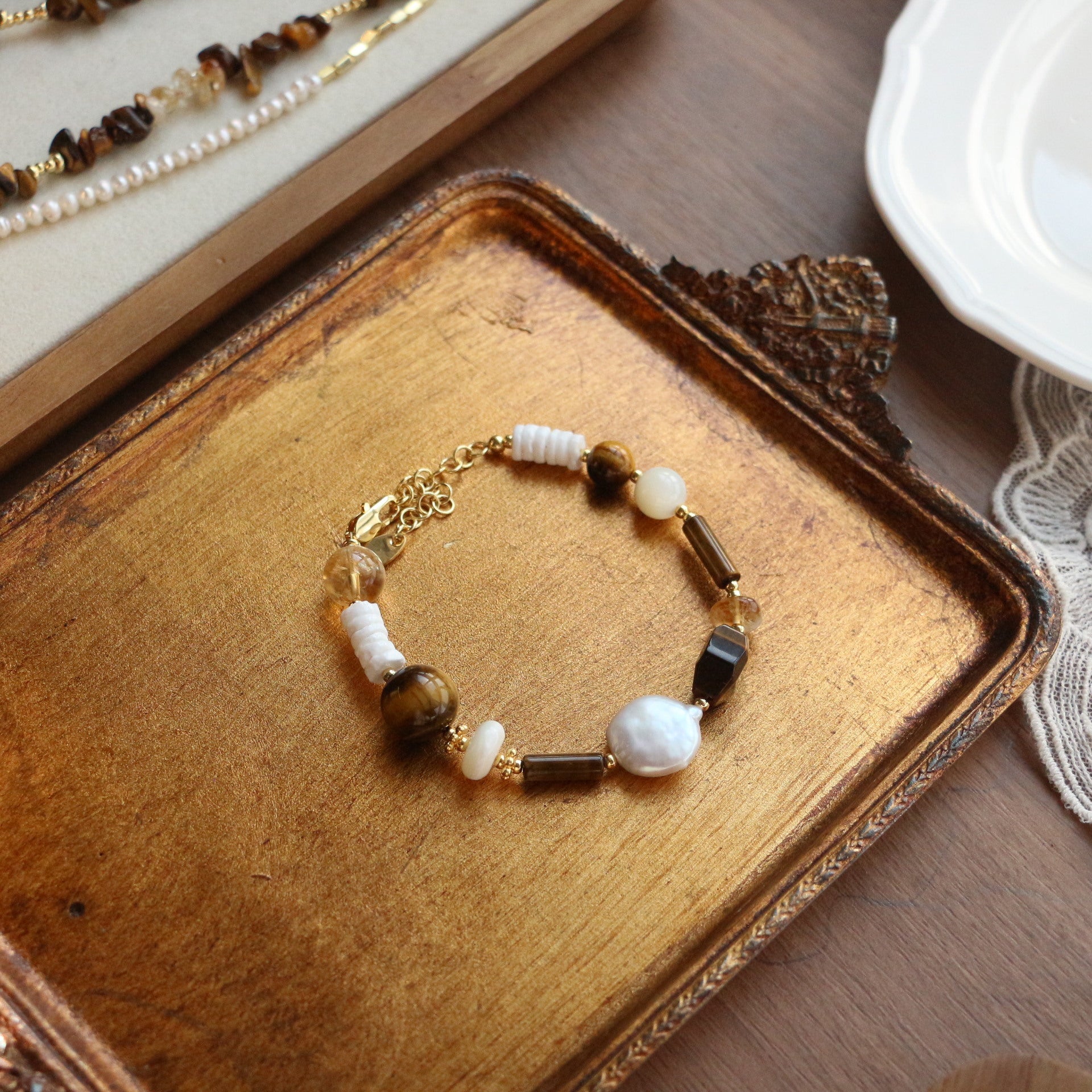 Jekira Tiger’s Eye & Baroque Pearl Bracelet