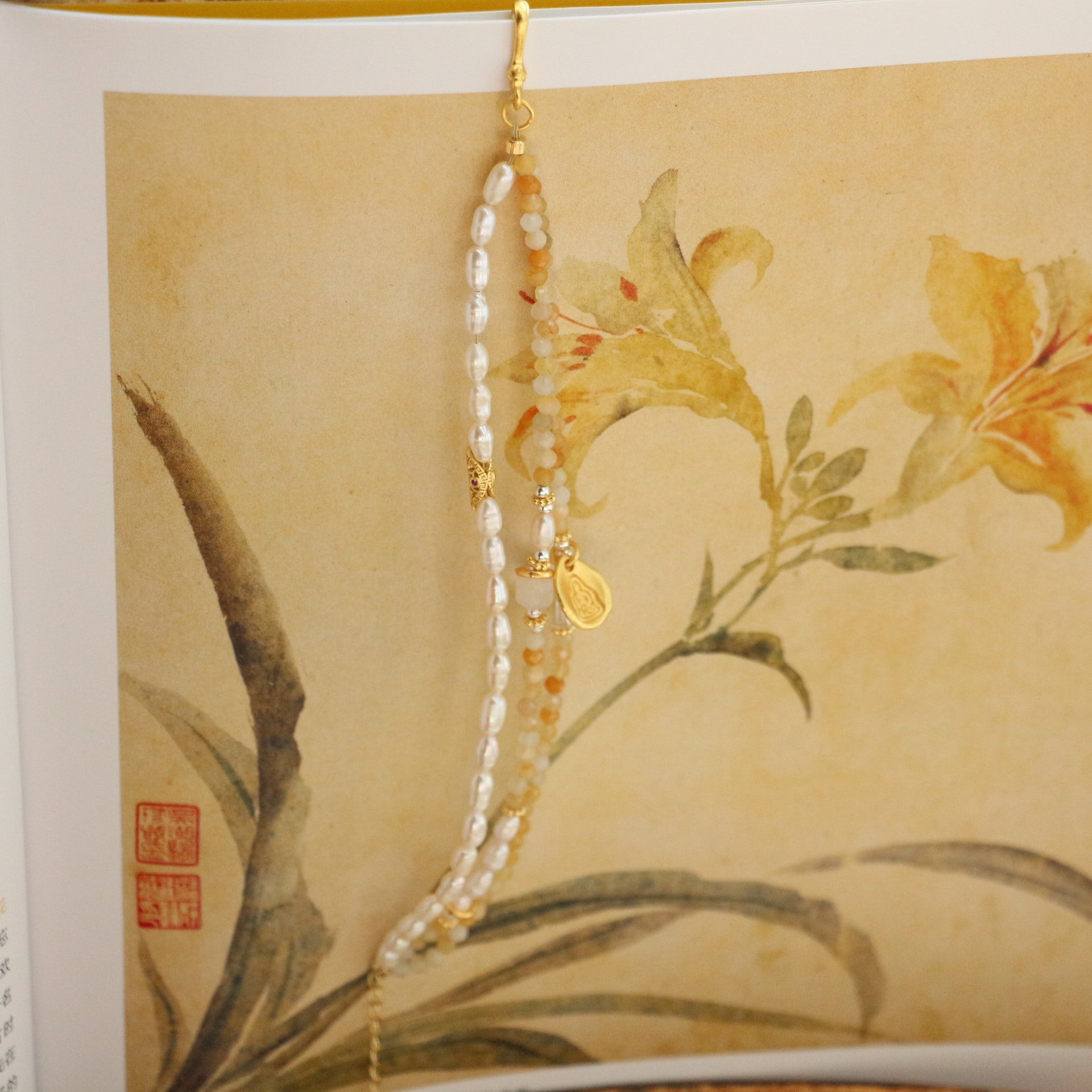 JEKIRA Autumn-Inspired Triple-Layer Yellow Jade & Baroque Pearl Bracelet