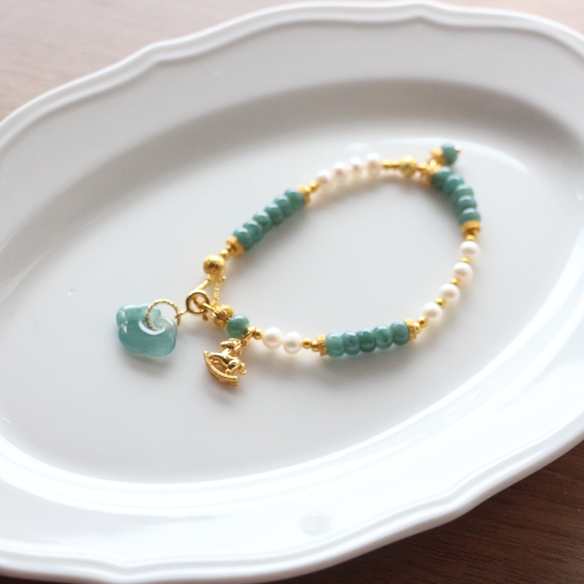 Jekira Jade & Pearl Bracelet with Ruyi Pendant