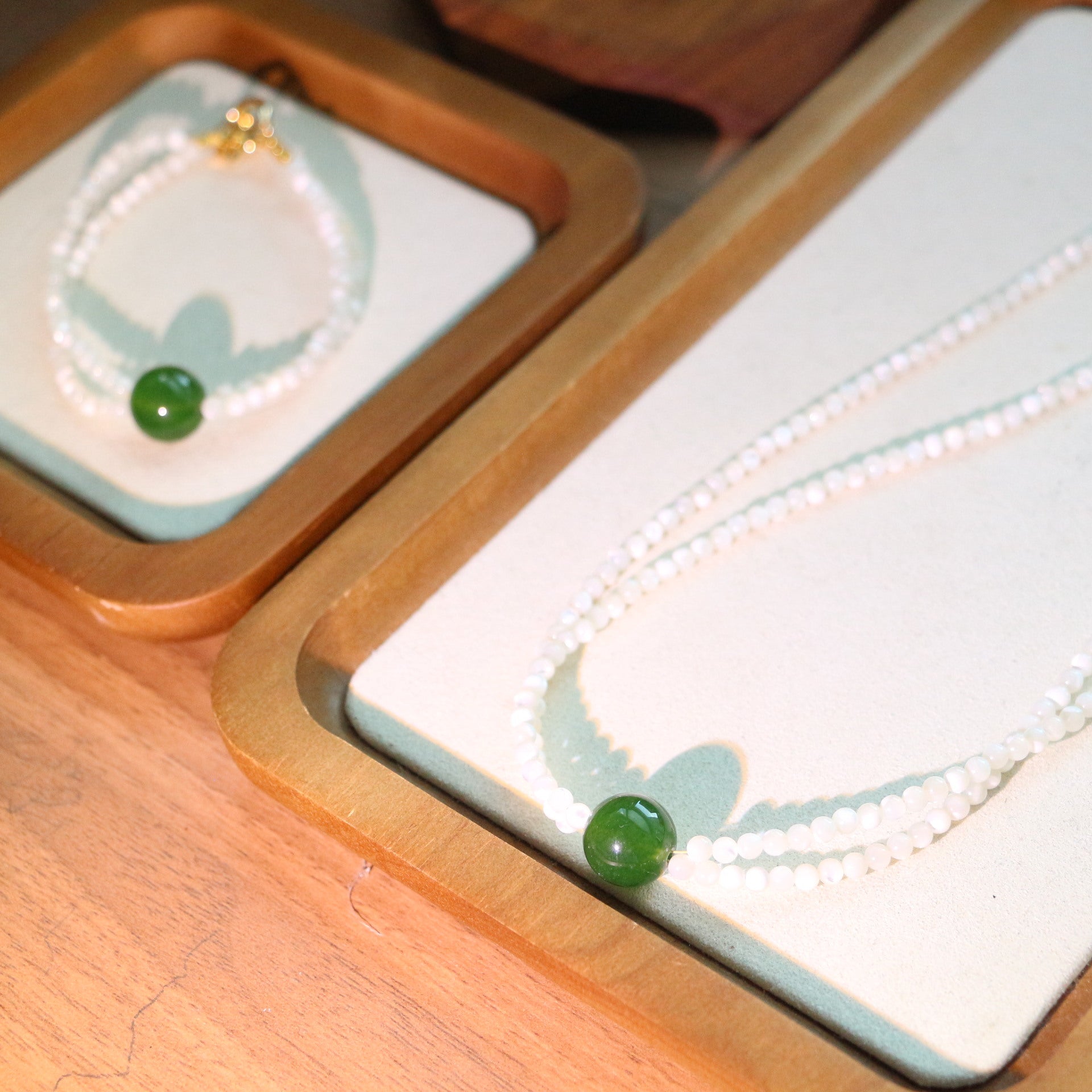 Jekira Celadon & Pearl Jewelry Set