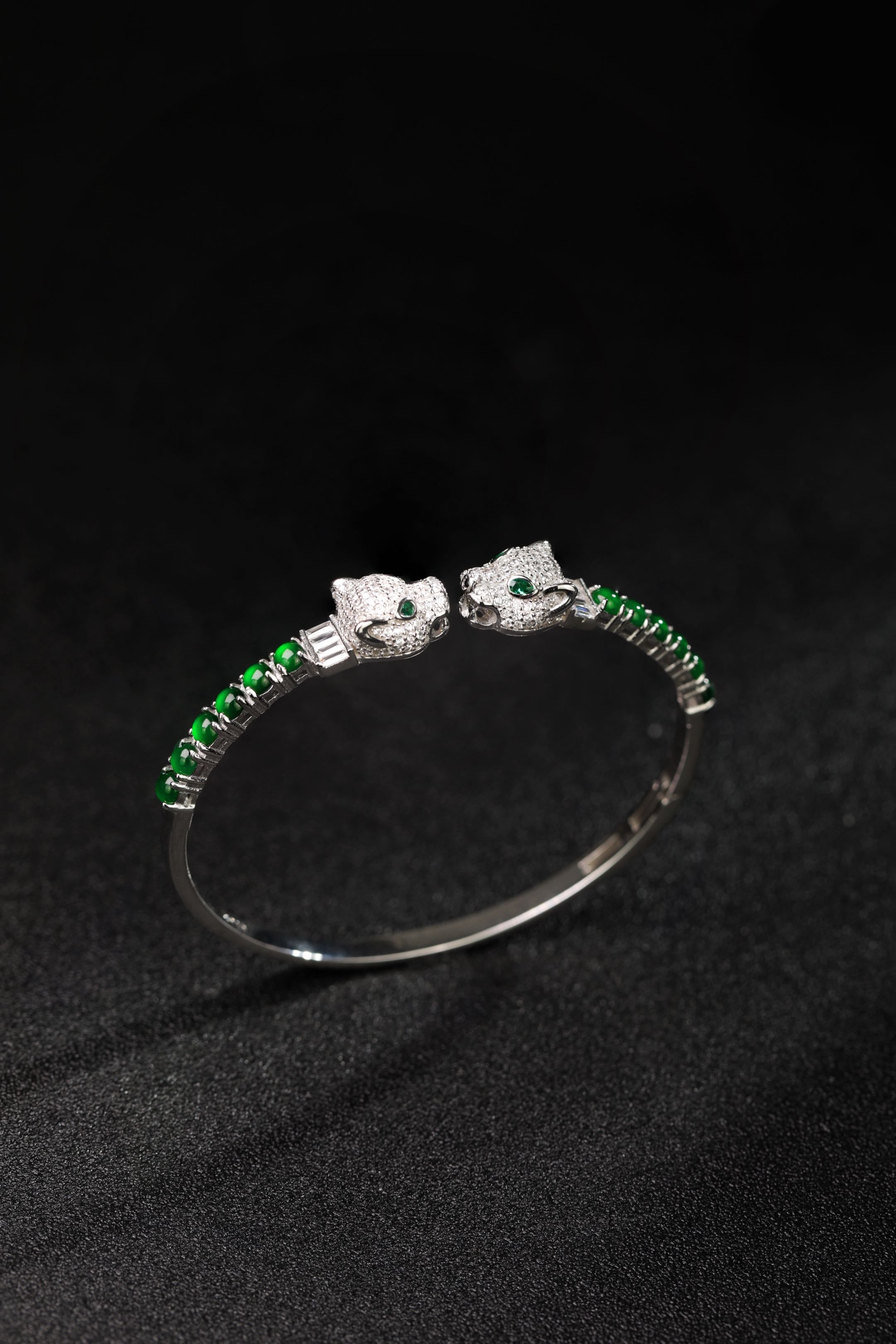 Double Leopard Head Bangle with Green Jade | Jekira