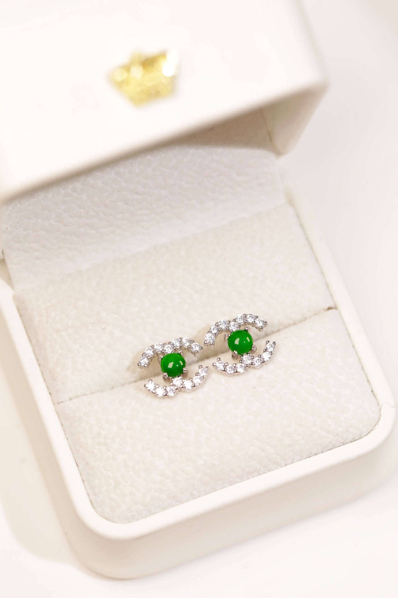 C-Shaped Green Jade Stud Earrings | Jekira