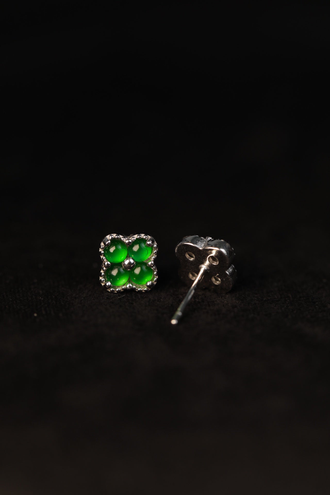 Lucky Clover Jade Stud Earrings in Silver | Jekira