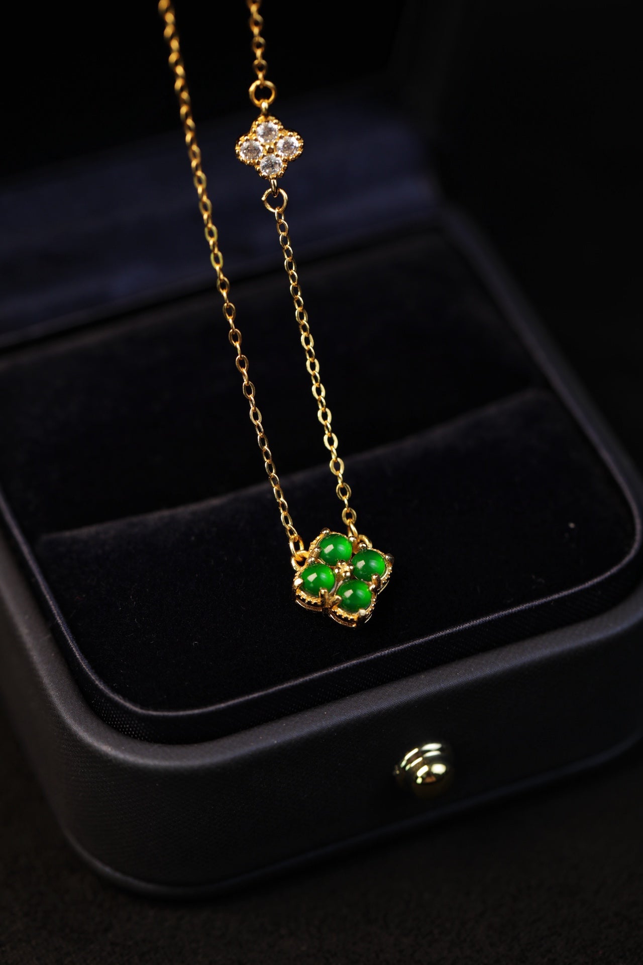 Lucky Clover Jade Necklace in Gold | Jekira
