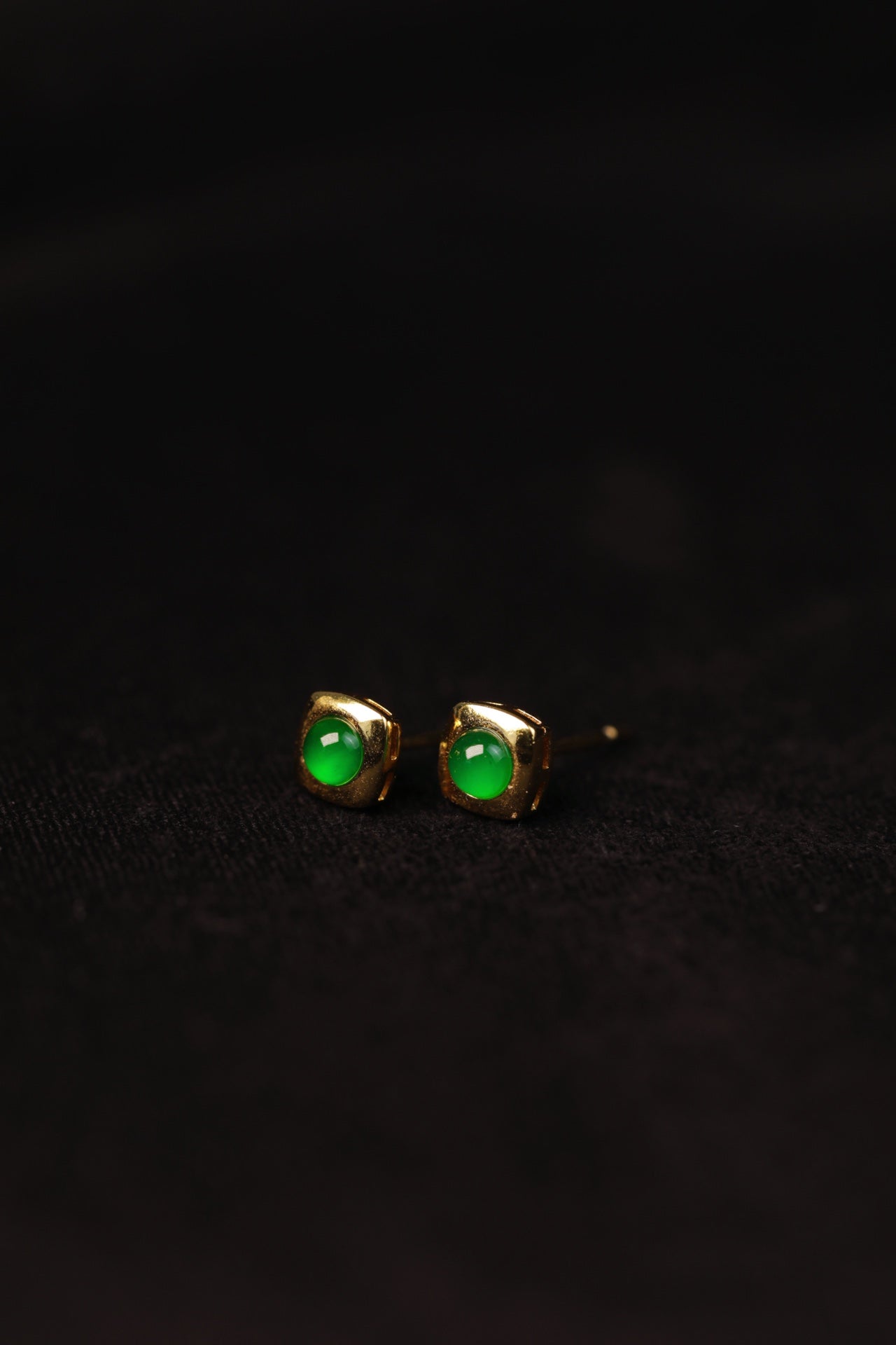 Minimalist Square Jade Stud Earrings in Gold | Jekira