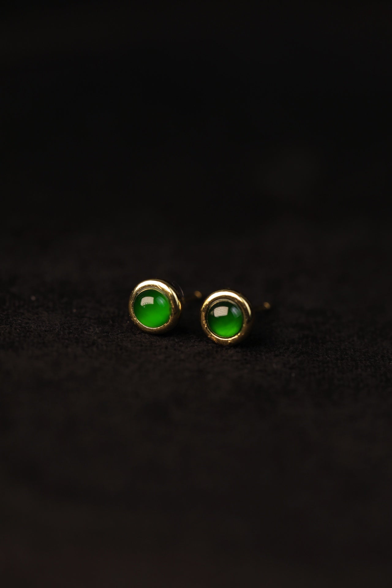 Minimalist Square Jade Stud Earrings in Silver | Jekira