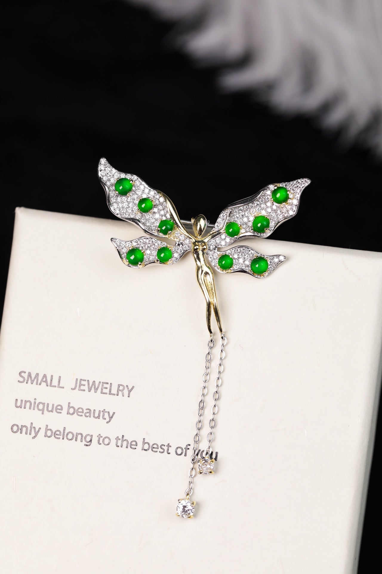 Fairy Jade Tassel Brooch | Jekira
