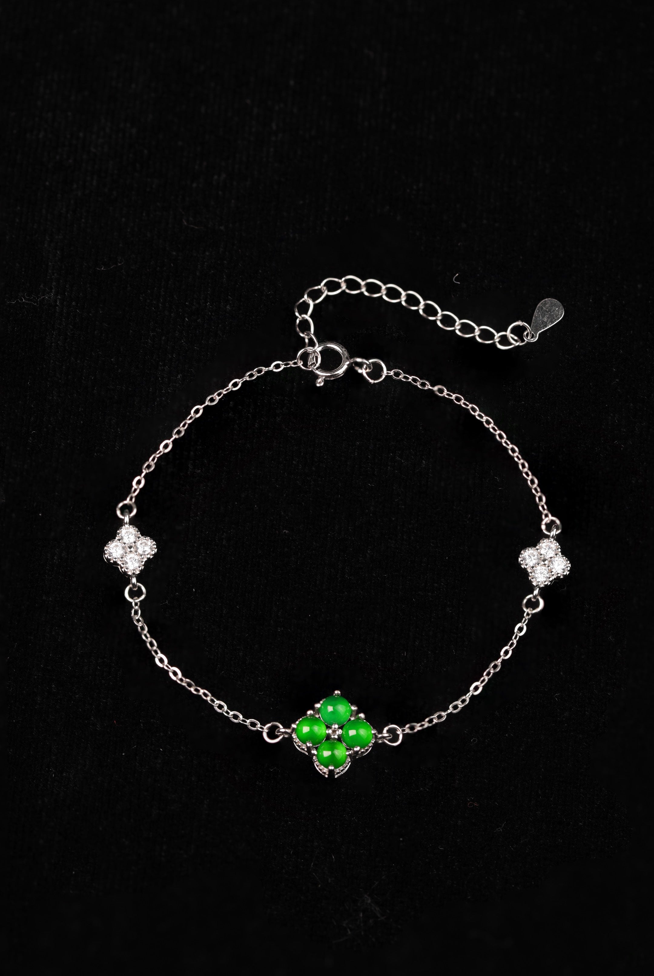 Silver Four-Leaf Clover Jade Bracelet | Single Clover | Jekira