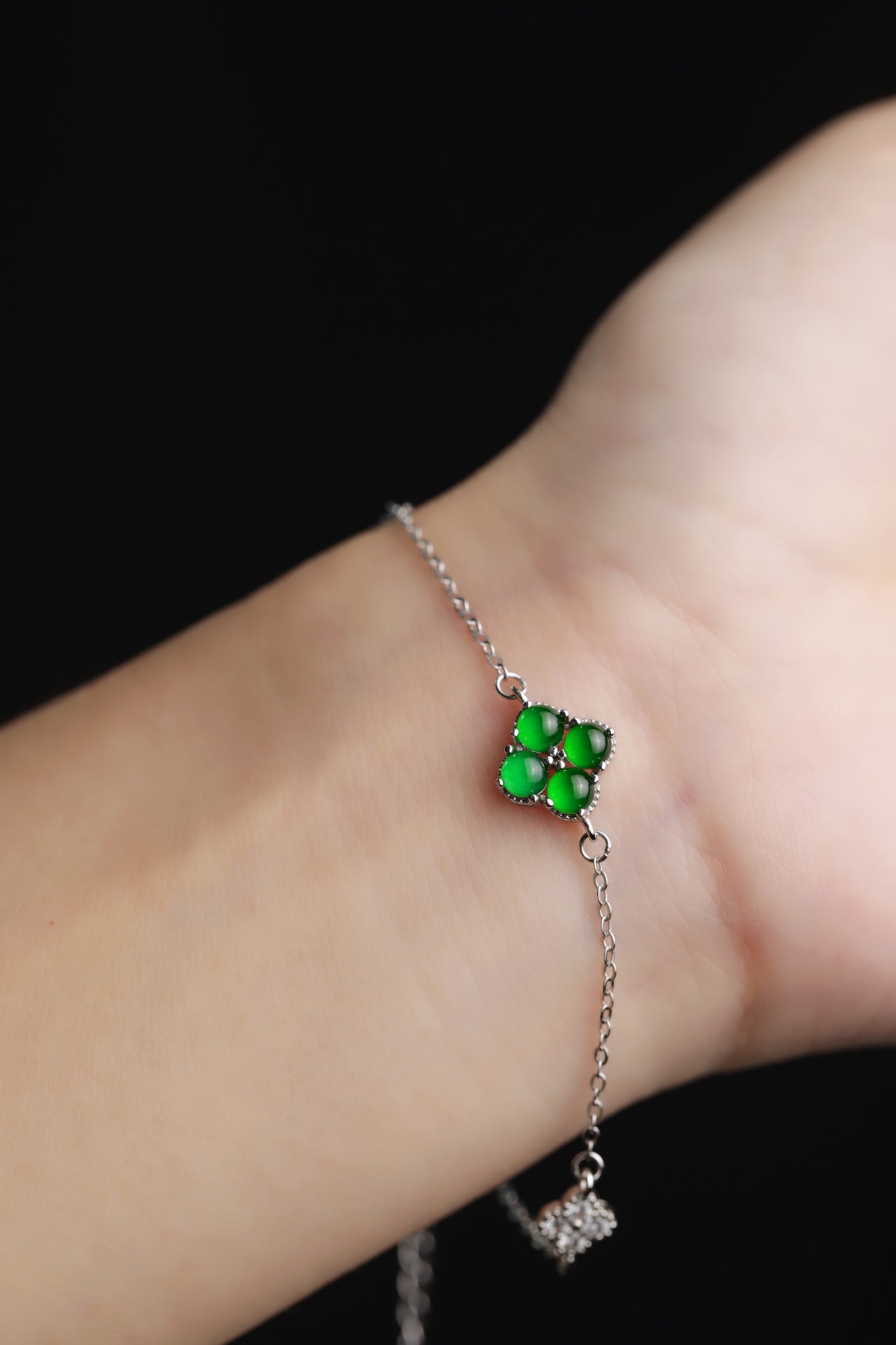 Silver Four-Leaf Clover Jade Bracelet | Single Clover | Jekira