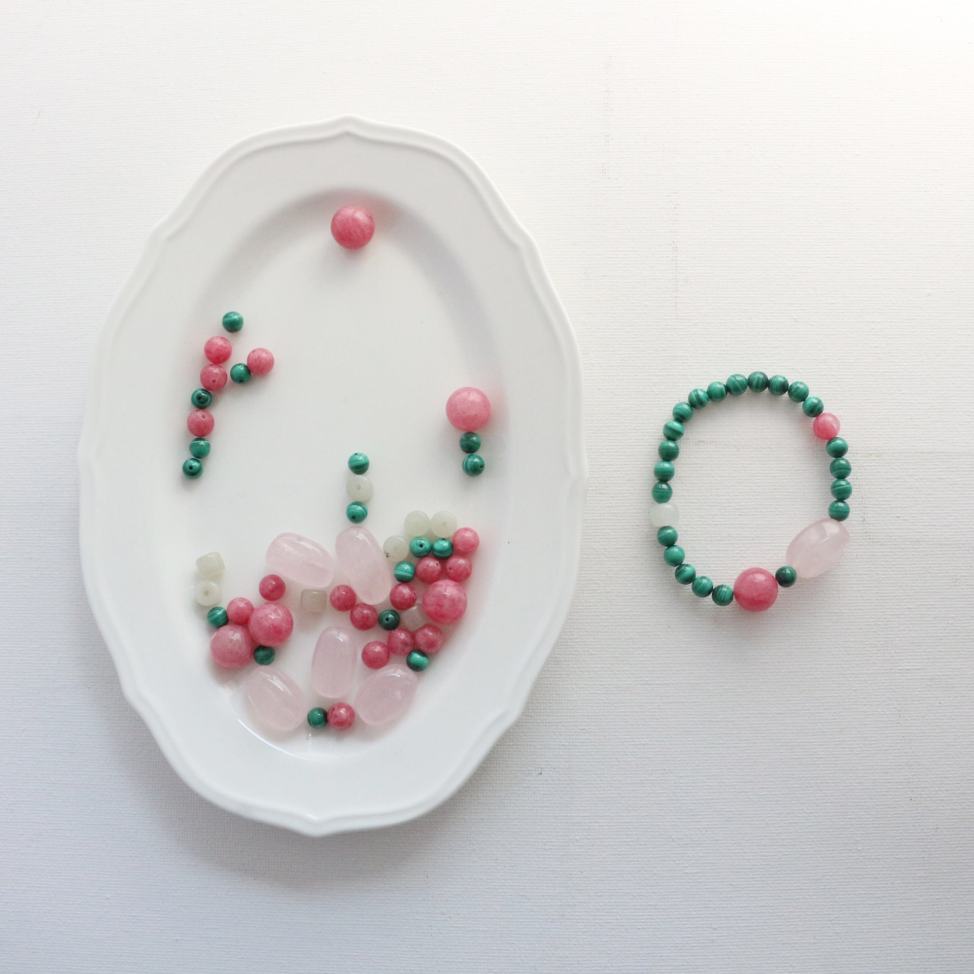Jekira Natural Malachite Gemstone Beaded Bracelet · Tibetan Red Stone & Rose Quartz