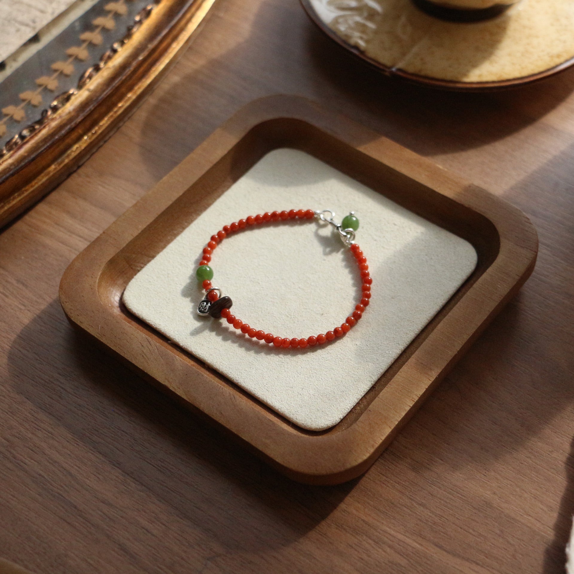 JEKIRA Nanhong & Green Jade Bracelet