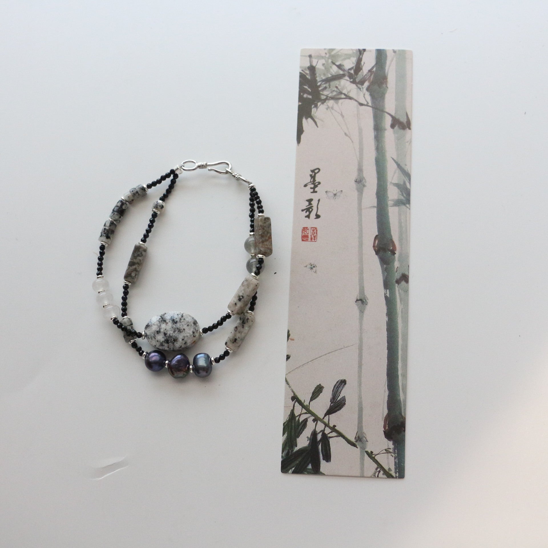 Jekira Jade Yin Yang Set – Adjustable Gothic Necklace & Double-Layer Bracelet