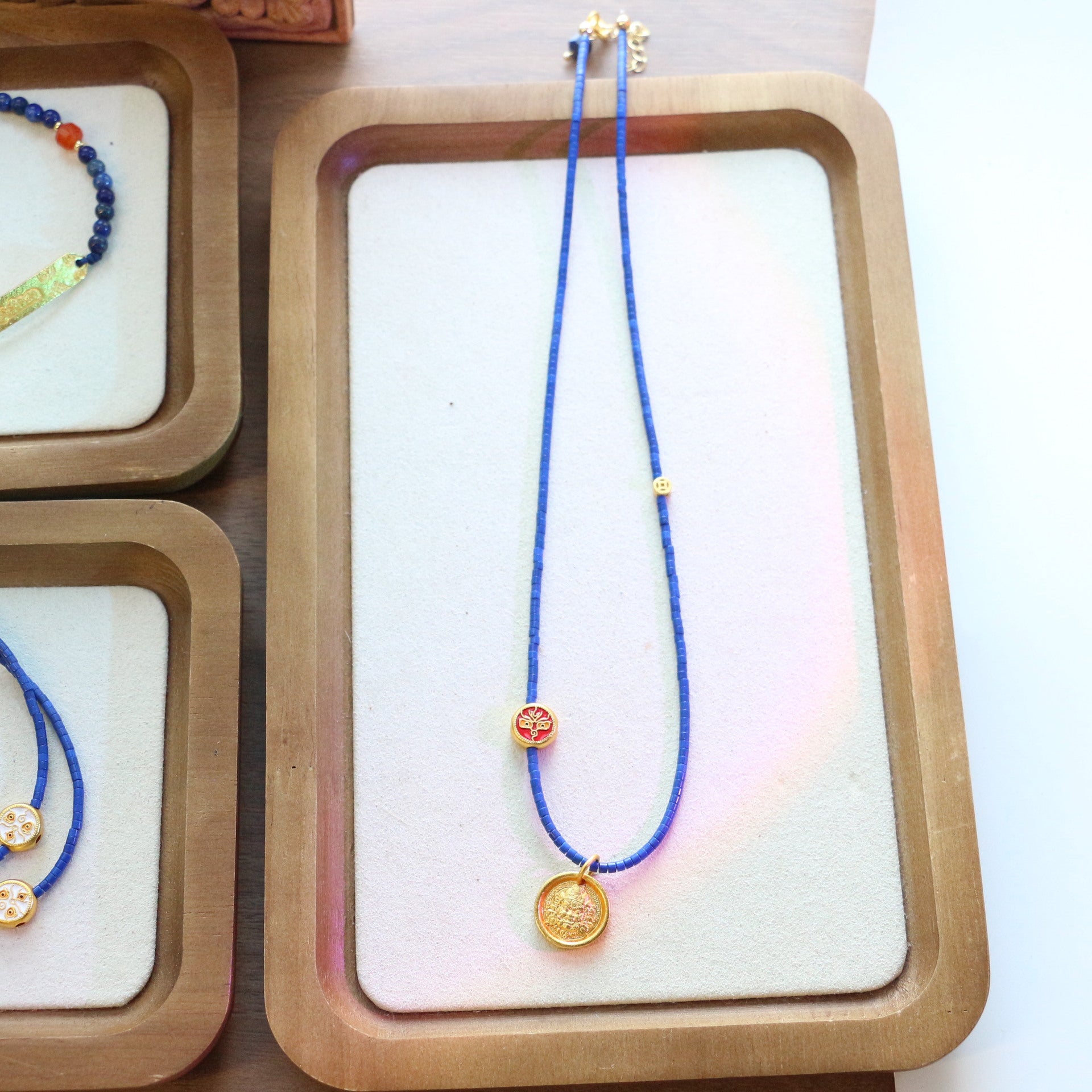 Jekira Lucky Circle Blue Gemstone Set – Adjustable Necklace & Bracelet